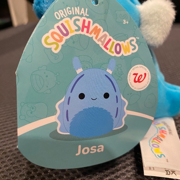 Squishmallow Clip Josa the Sea Slug NWT Walgreens exclusive - Picture 3 of 3